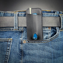Load image into Gallery viewer, Leather belt sheath for the Les Fines Lames knife