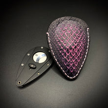 Load image into Gallery viewer, Leather case for the Xikar Xi cigar cutter