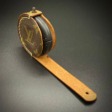 Load image into Gallery viewer, Xikar XO leather cigar cutter case - Luxury Edition