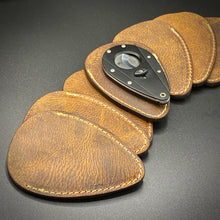 Load image into Gallery viewer, Xikar Xi Crazy Horse Leather Cigar Cutter Case
